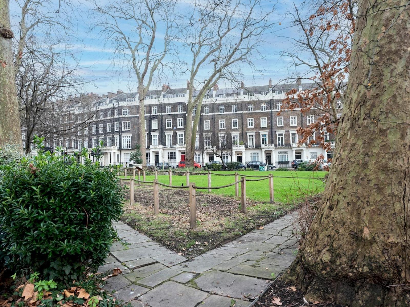 Pass The Keys Luxurious 2-bedroom Flat In Hyde Park