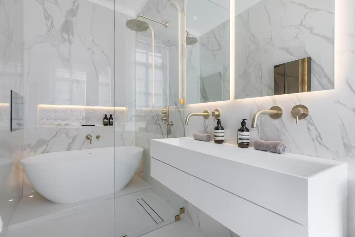 Appartamento Pass The Keys Luxurious 2-bedroom Flat In Hyde Park