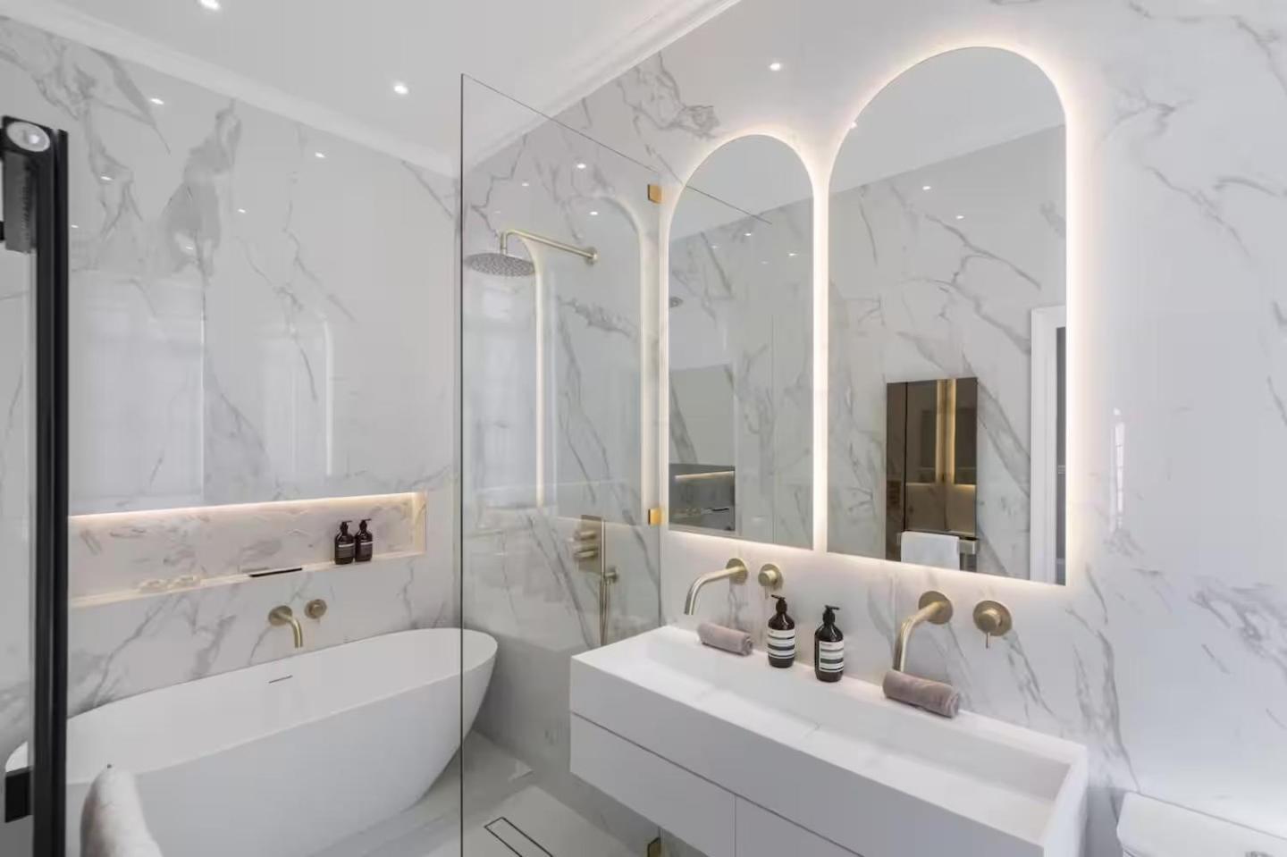 Pass The Keys Luxurious 2-bedroom Flat In Hyde Park * Londra