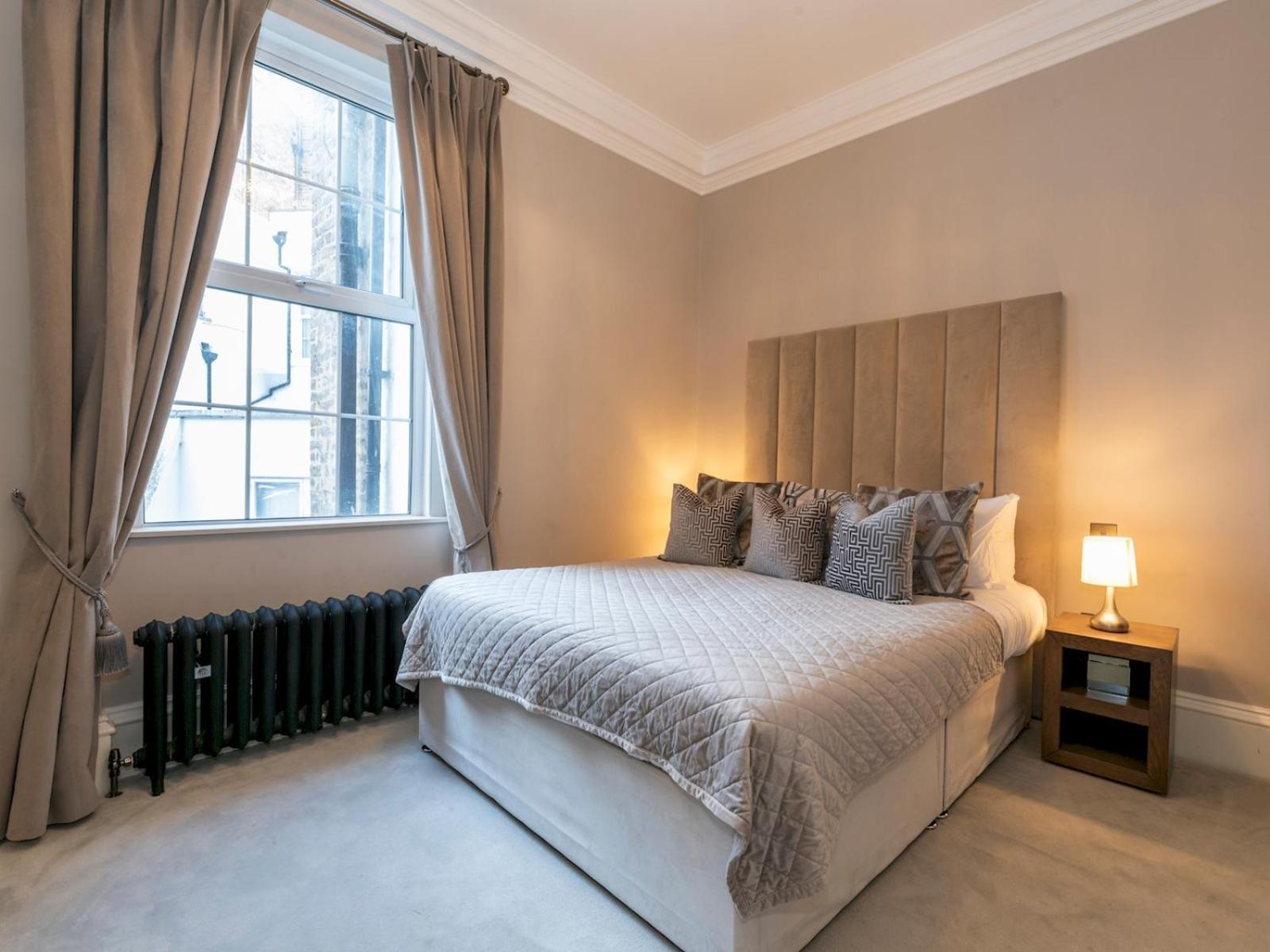 Pass The Keys Luxurious 2-bedroom Flat In Hyde Park *