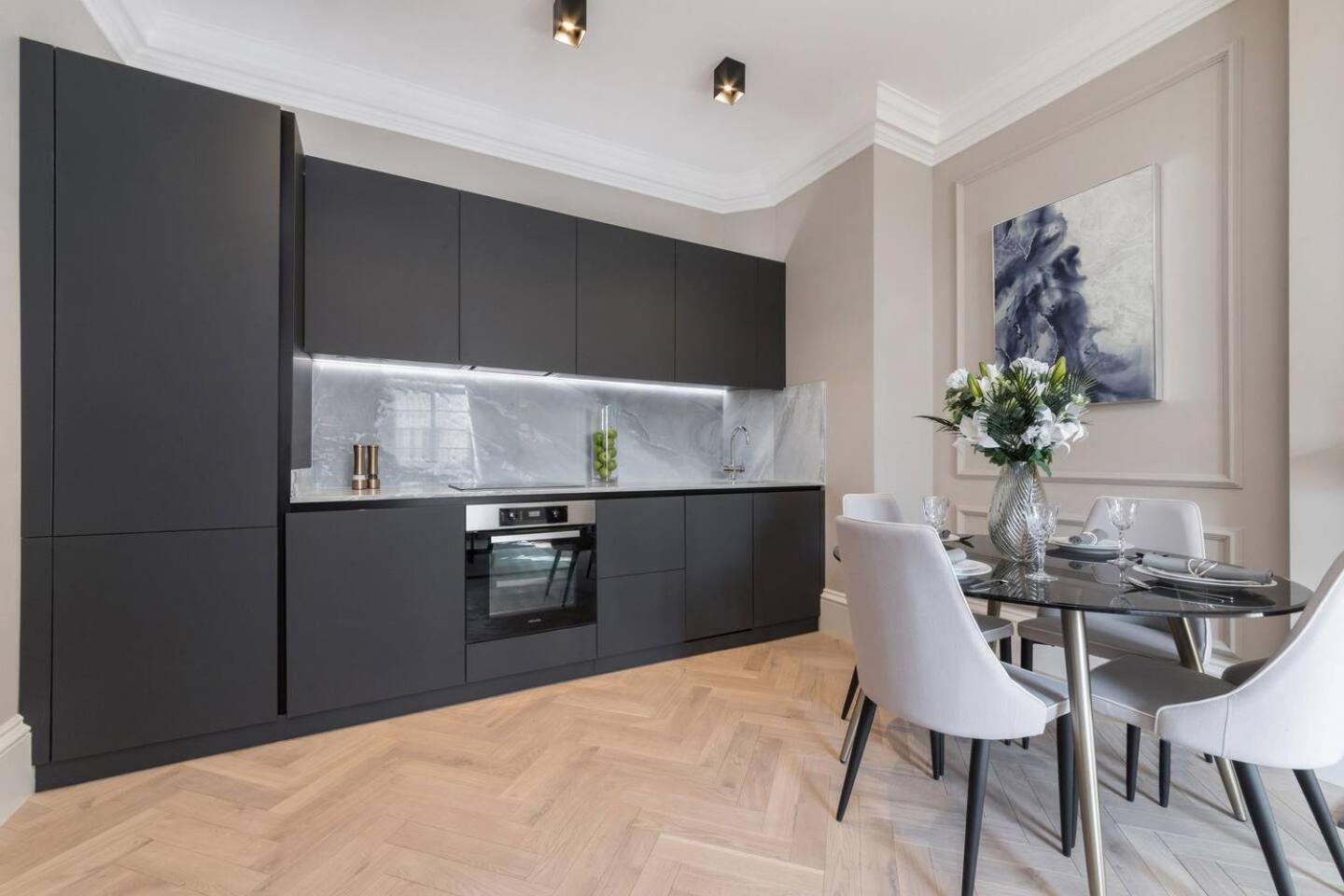 Pass The Keys Luxurious 2-bedroom Flat In Hyde Park