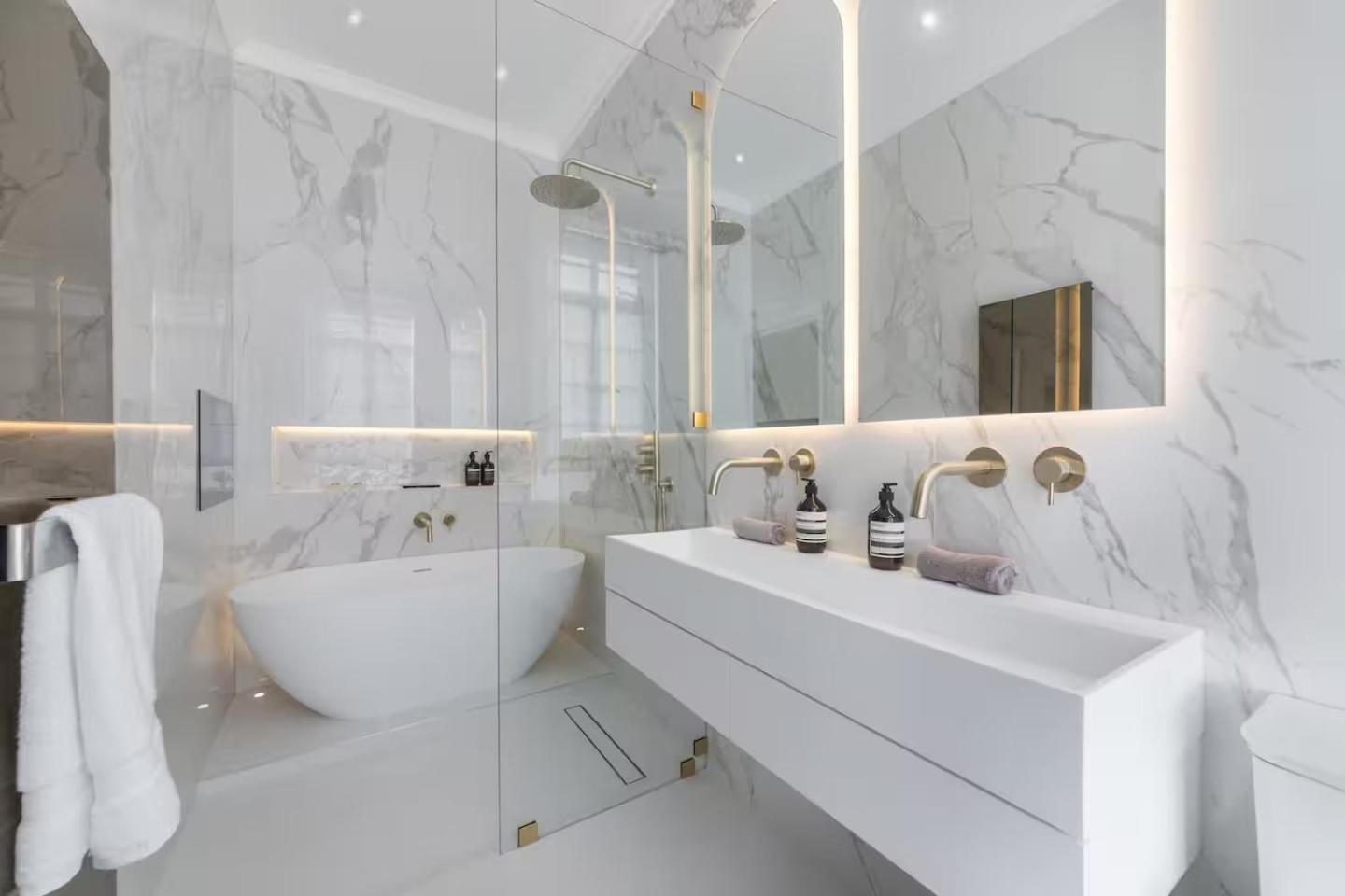 Appartamento Pass The Keys Luxurious 2-bedroom Flat In Hyde Park
